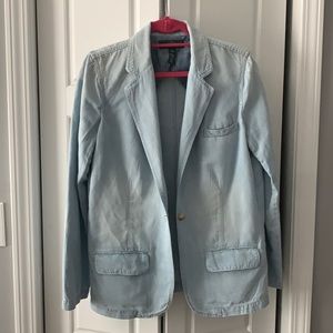 RL blazer. Size L. 60% cotton 40% linen. gently used. great condition.